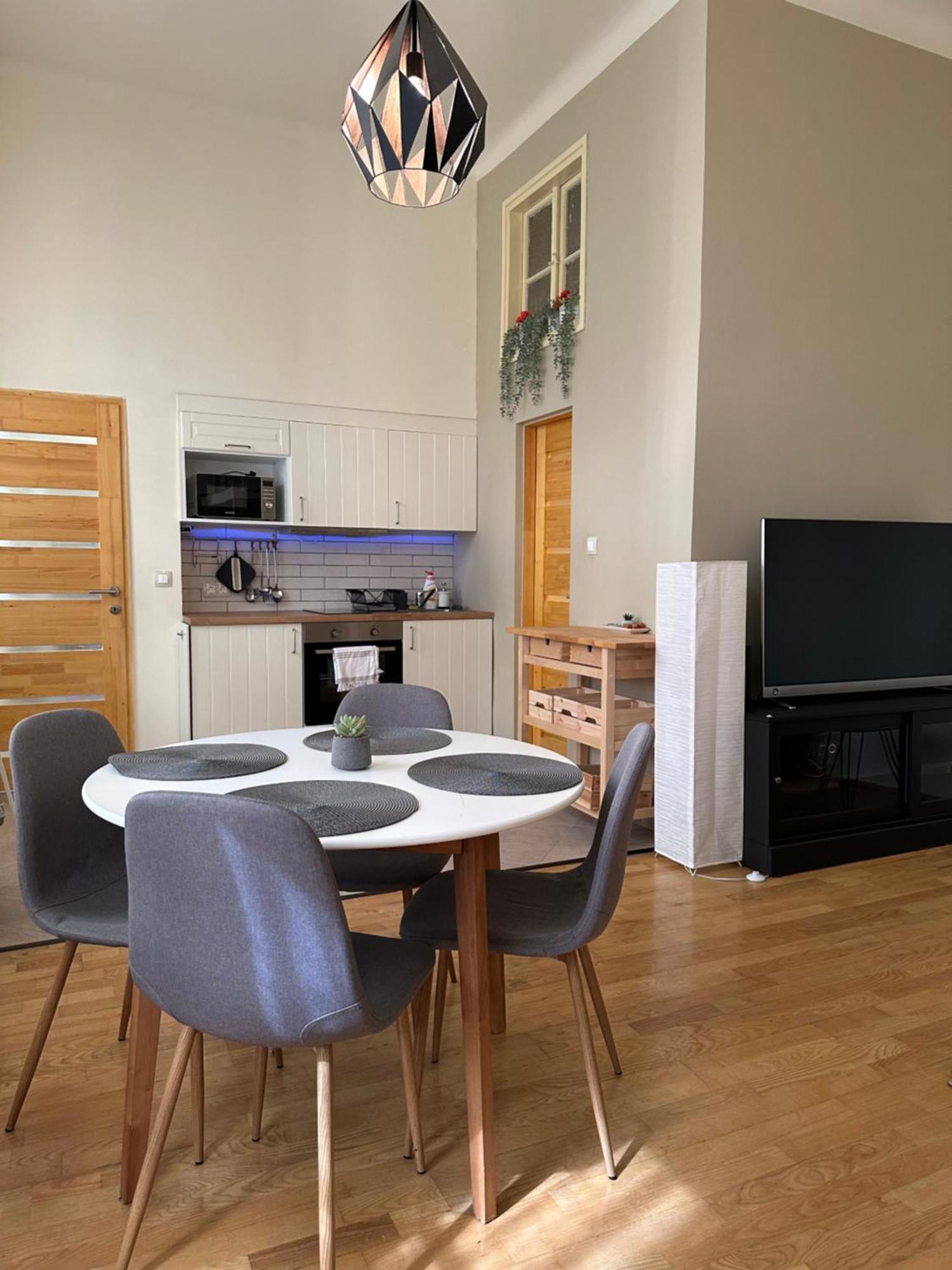 Best Apartments Bp Budapest Bagian luar foto